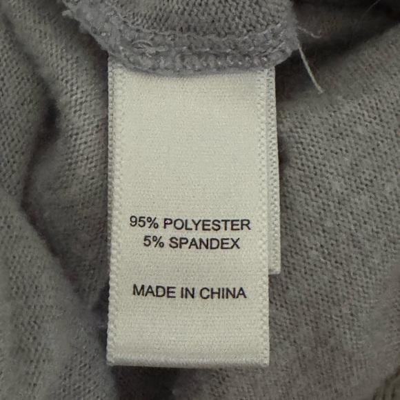 Koolaburra Gray Lounge/Pajama Set - Picture 7 of 7